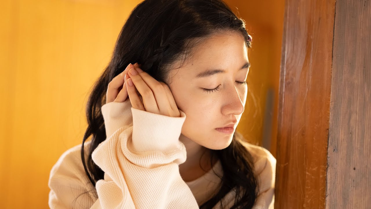 映画『美晴に傘を』本編映像“美晴の初めてのおでかけシーン”