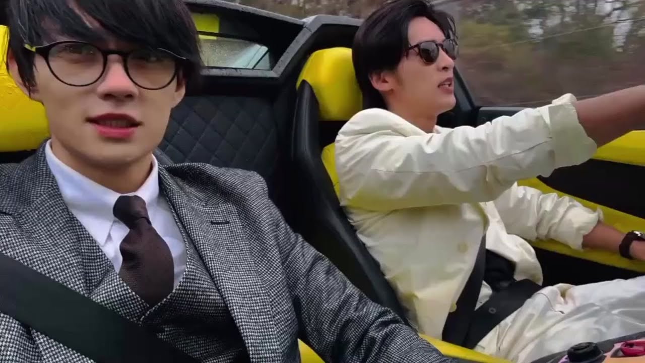 “ガク”佐野勇斗、“ハル”目黒蓮とのオープンカードライブの様子公開にファン興奮「超レア映像」「最高にカッコいい」