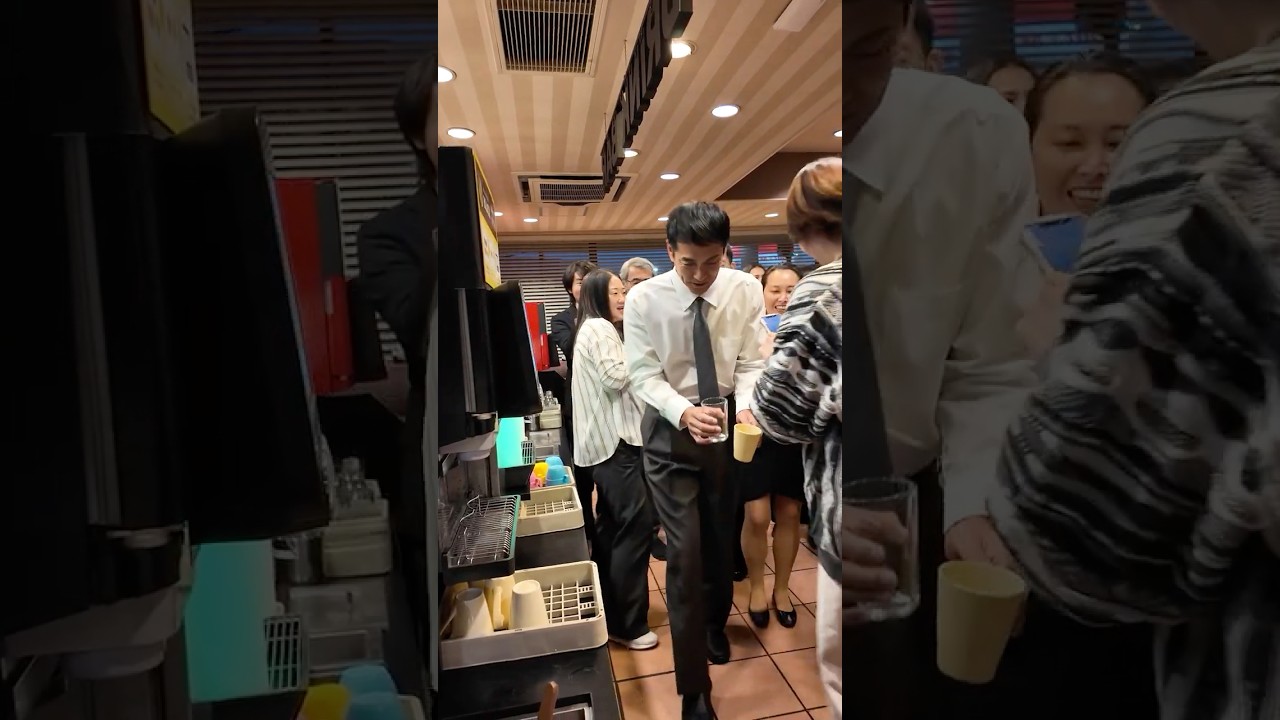 #沢村一樹 さんとそこに集まるお客さんたち🛜もしもトシオWi-Fiを見つけたら近づく？