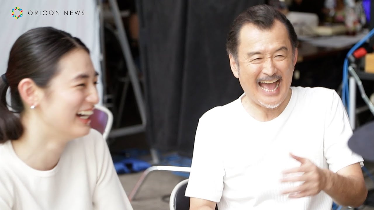 八木莉可子＆吉田鋼太郎、スタッフの言い間違いに爆笑！食リポチャレンジにも挑戦「激甘採点ありがとうございます！」　ファミリーマート新TVCM「ファミマがチョコだらけ」篇