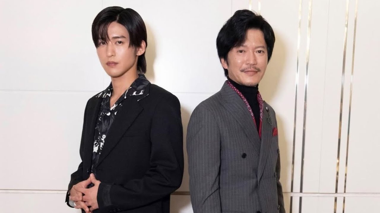 目黒蓮と田辺誠一がシックなスーツに身を包んだ“しごでき”オーラ全開ショットに「ビジュ炸裂」「スタイル抜群」ふたりの再共演を喜ぶ声も
