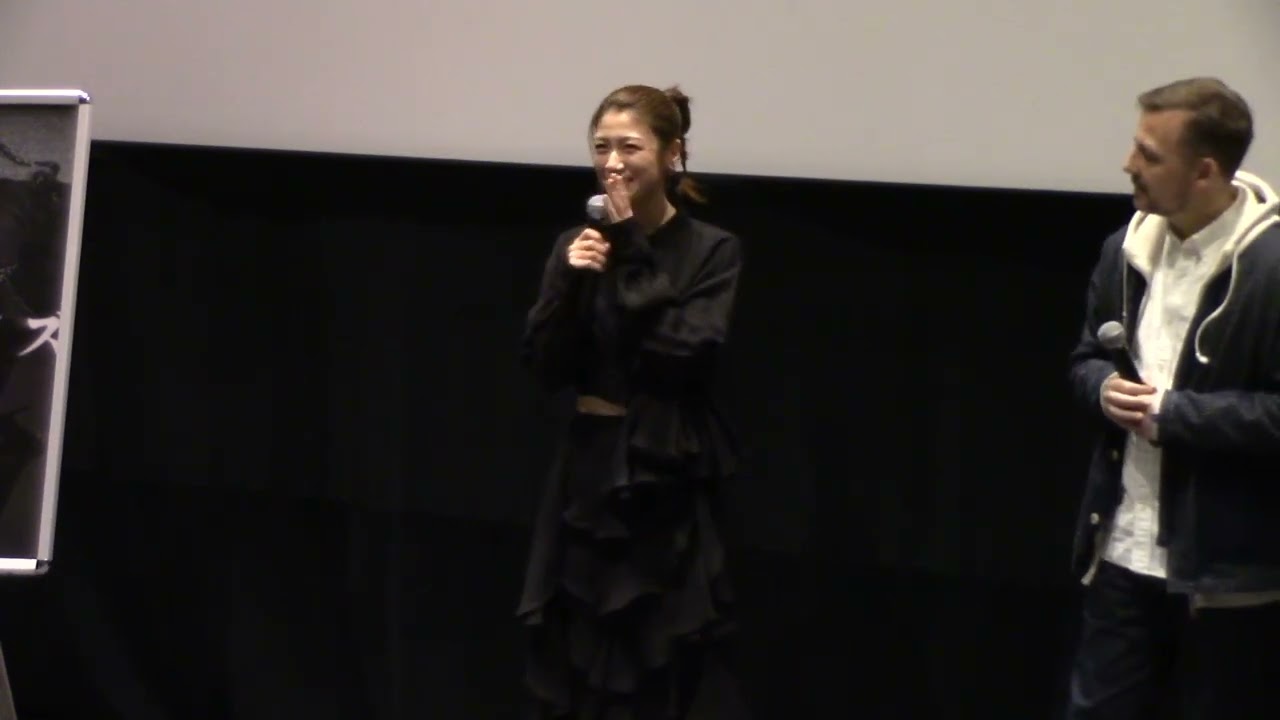 瀧内公美さん、マーク・ギル監督 登壇！『レイブンズ』公開記念舞台挨拶REPORT