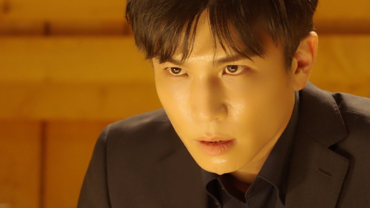 岩田剛典、ソロ楽曲「Step to the Moon」初解禁！貴重なメイキング映像も公開　『はるやま NEW BIZ WEAR』新CM＆メイキング映像
