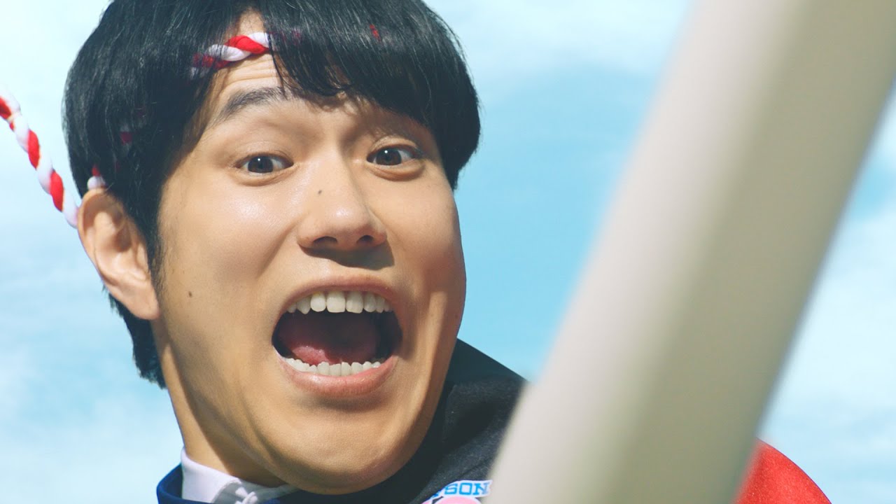 松山ケンイチ&王林のコンビがローソンのデカ盛り商品アピール「盛りすぎチャレンジでハピろー！」篇＋インタビュー・メイキング