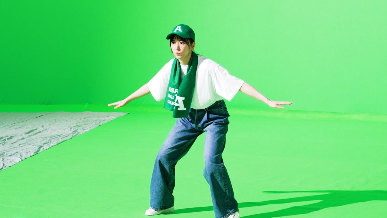 新垣結衣、人生“初”の盗塁に挑戦！ ？17年目の十六茶CMで野球を全力応援　『アサヒ 十六茶』 新TVCM「16チャージ!野球場」編