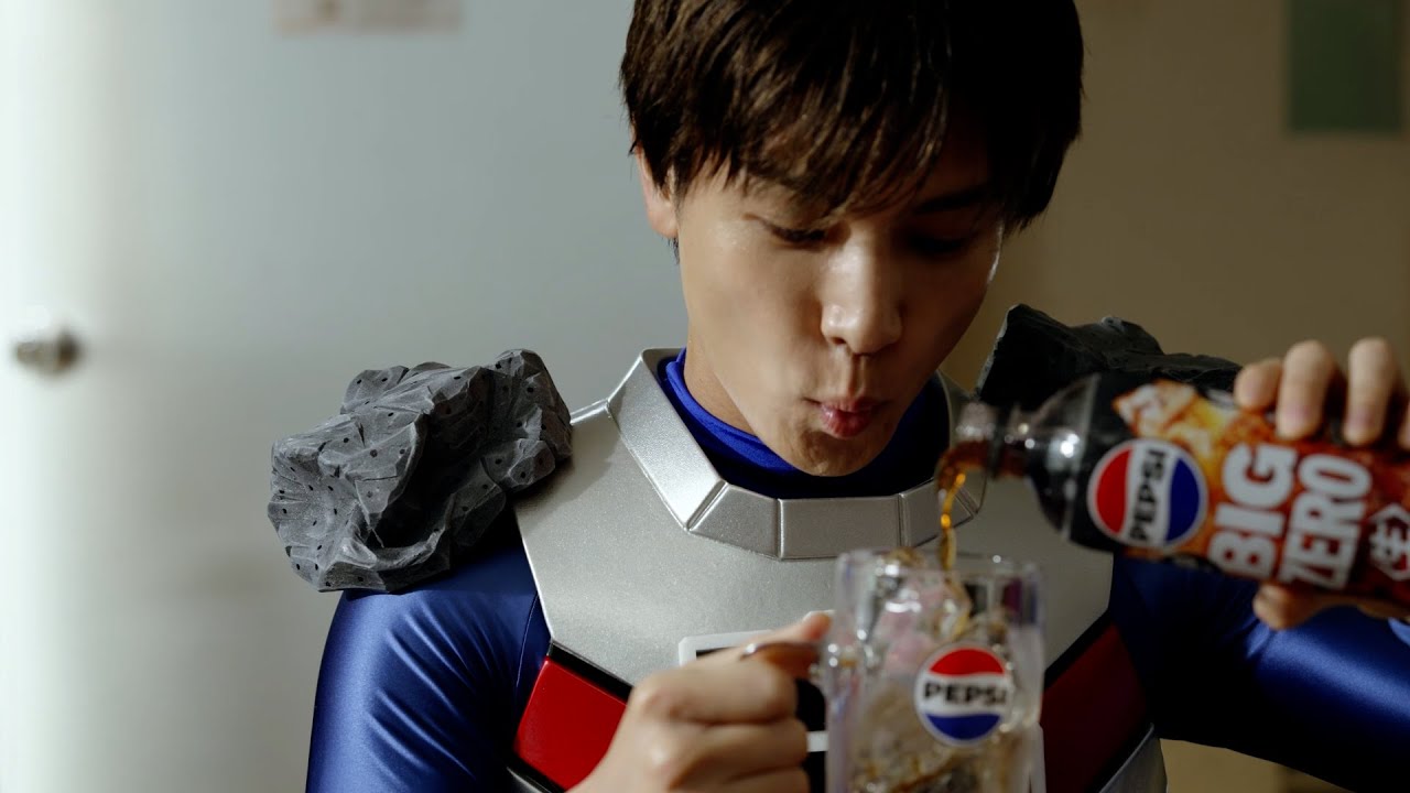 ペプシ『ガンチャマンは止まらない』篇 68秒 岩田剛典 狩野英孝 サントリー
