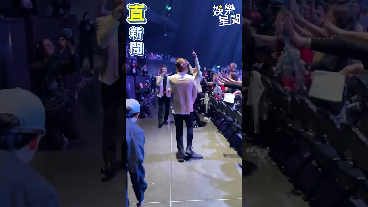 唱到一半衝到林志玲旁邊！AKIRA「無預警一舉動」甜爆　全場都尖叫｜三立娛樂星聞