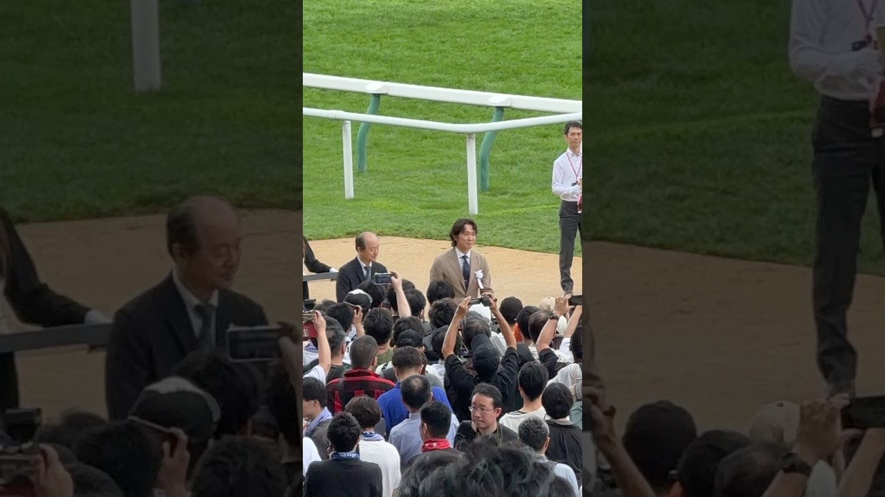 佐々木蔵之介さん 第71回札幌記念の表彰式に