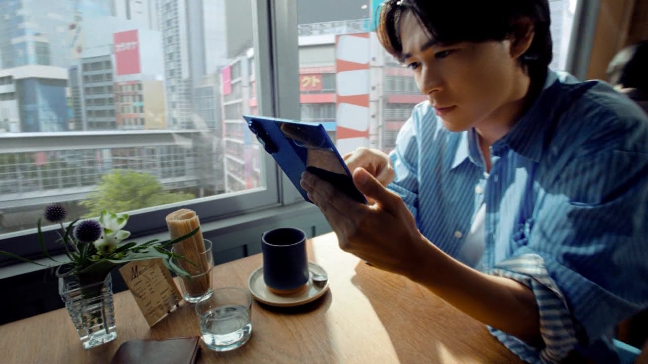 SAMSUNG Galaxy Z Fold7 CM 「成田凌 x ひらこう、自分の世界」篇 15秒