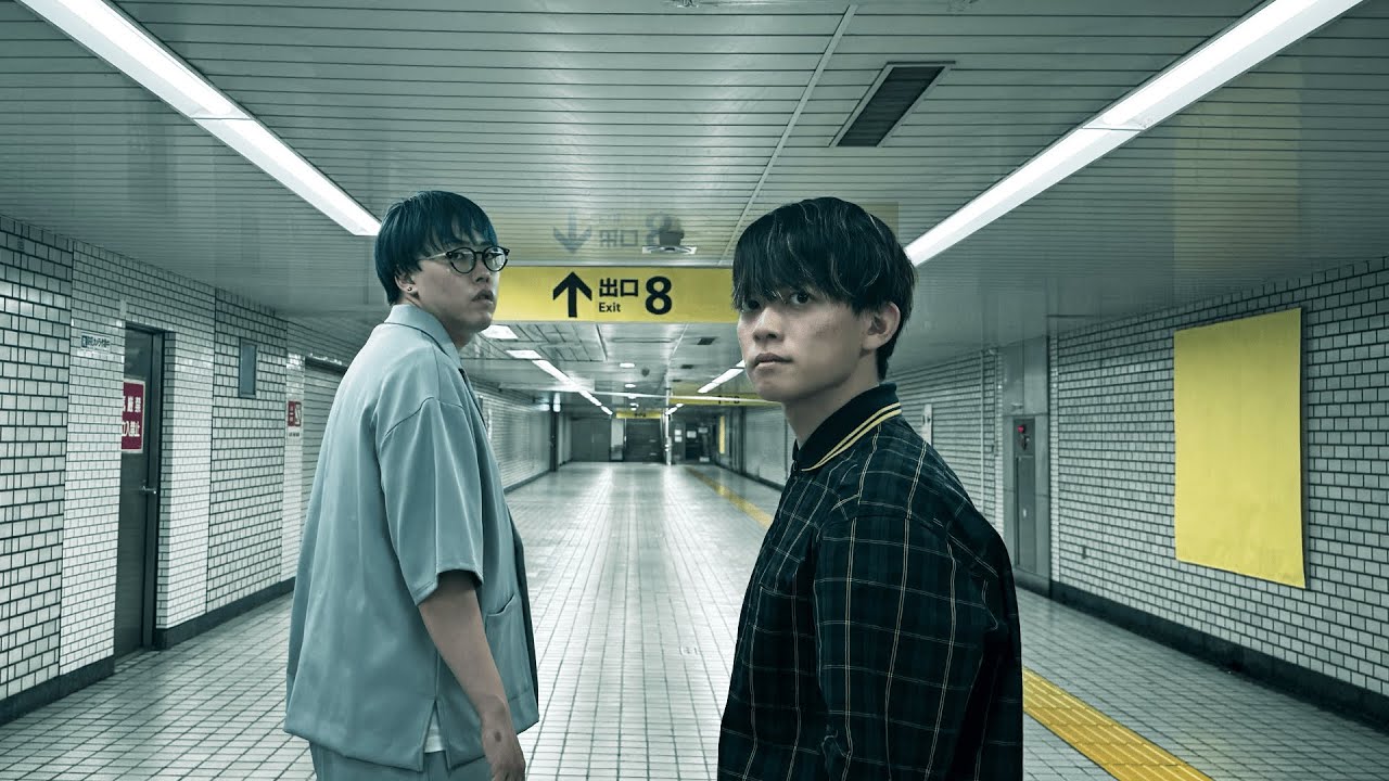 8番出口から脱出せよ。