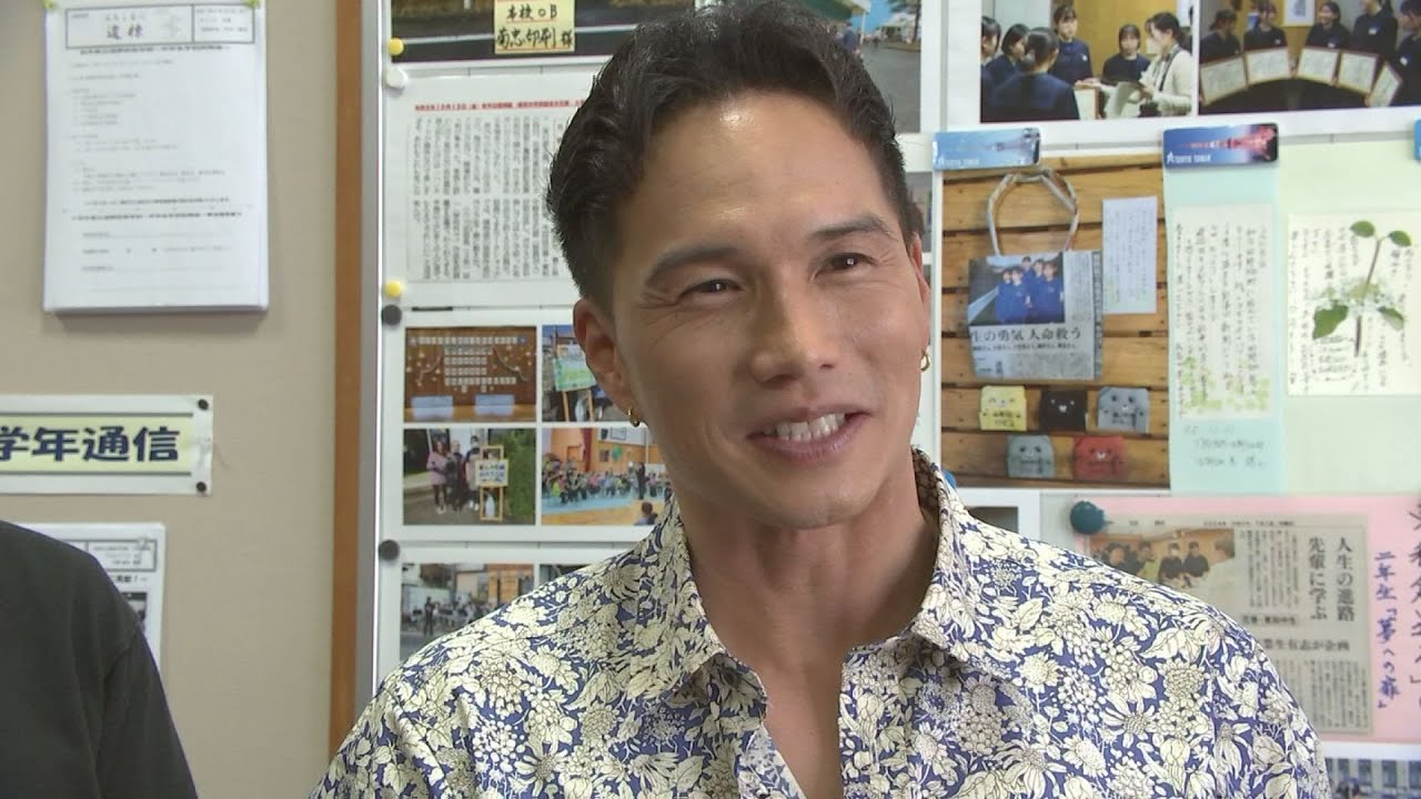 市原隼人さんが中学生と交流　映画「おいしい給食」ロケ地近くの中学校に　岩手県花巻市 (25/09/29 20:46)