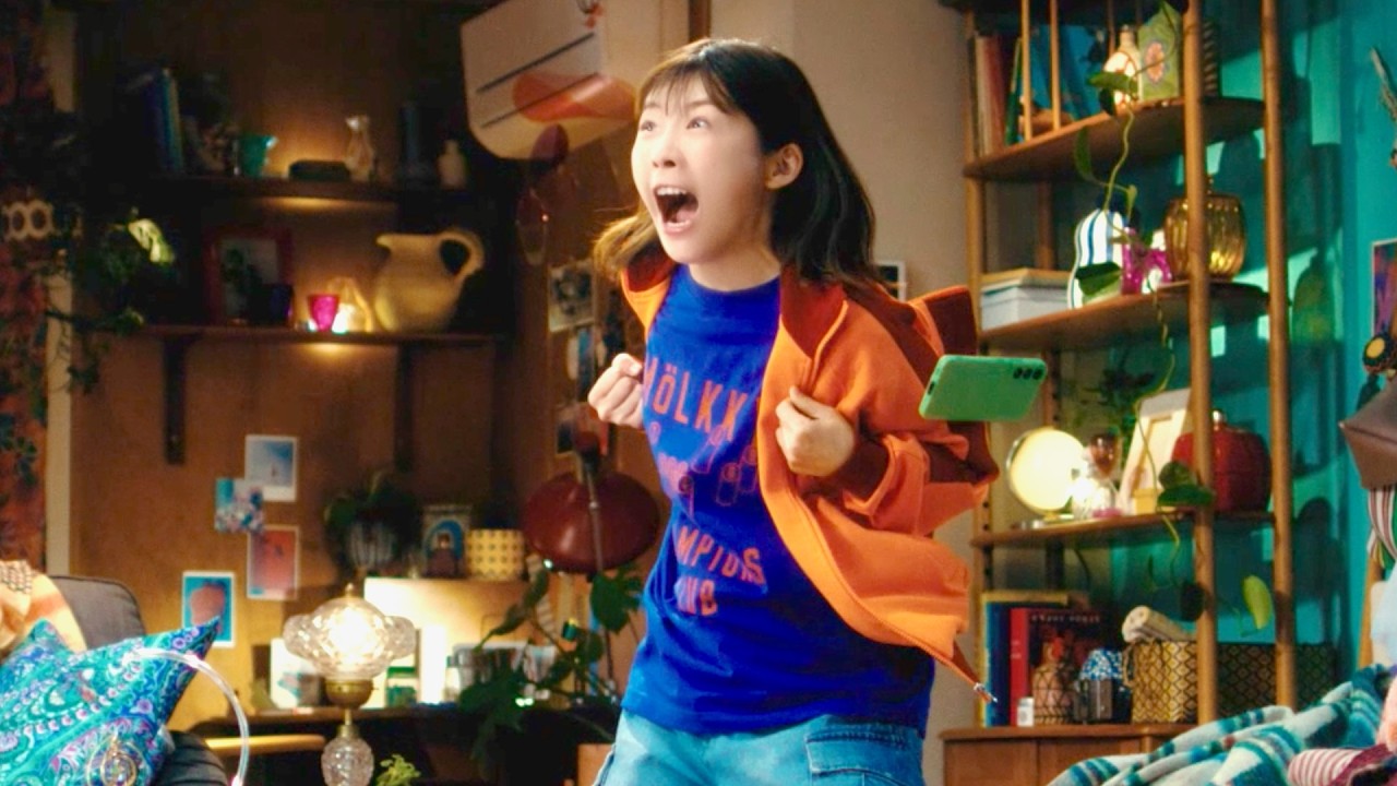 伊藤沙莉、リザードンexゲットで興奮ガッツポーズ！Pokemon Trading Card Game Pocket CM