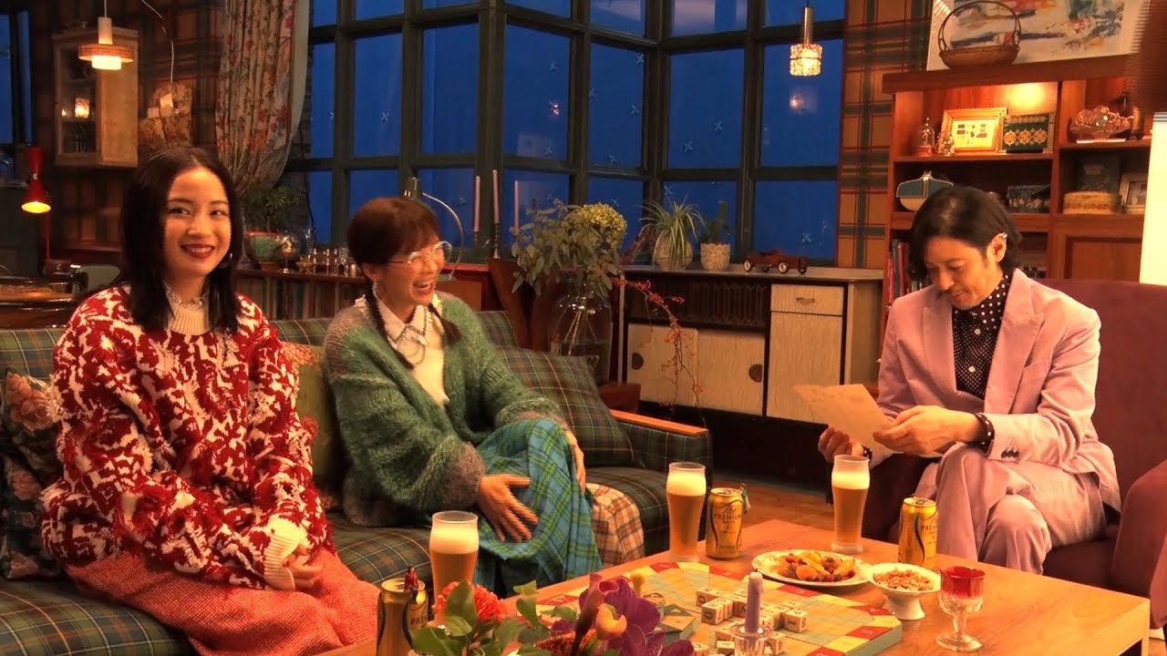広瀬すず＆伊藤沙莉＆オダギリジョー、20年後のまるちゃんたちがNYで忘年会！？同級生トークで大盛りあがり「ズバリ！ みぎわさんでしょう！」　新TVCM「プレモル子ちゃん・同級生の話」篇