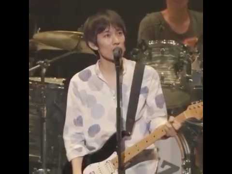 草野マサムネさん、本当に可愛いですね。#草野マサムネ #スピッツ #spitz #草野正宗#ギター男子