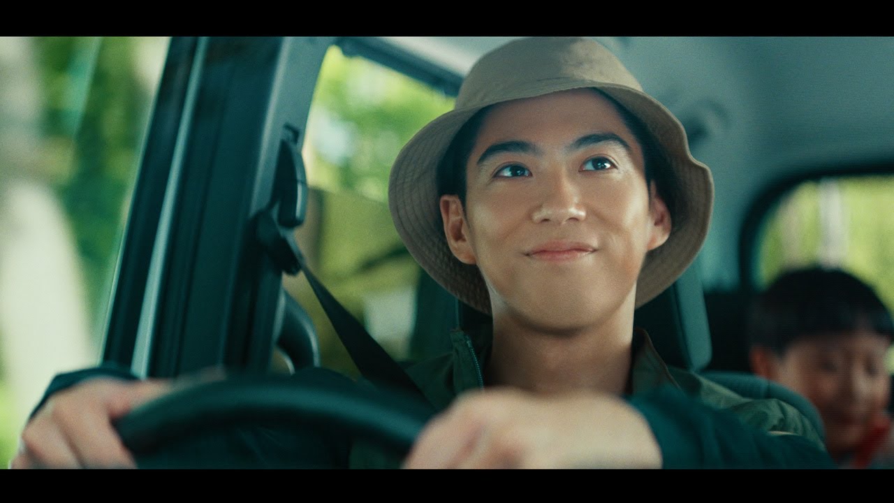 賀来賢人、運命的な出会い・結婚・家族でキャンプ…　さまざまな車に乗る人生を妄想　「コスモMyカーリース」新CM