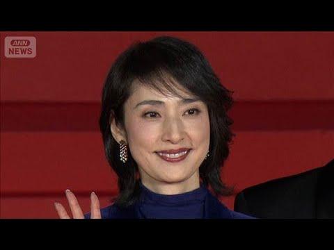 天海祐希の“鋭い眼光”が佐々木蔵之介をじわじわと追い詰める【芸能動画】(2025年12月25日)