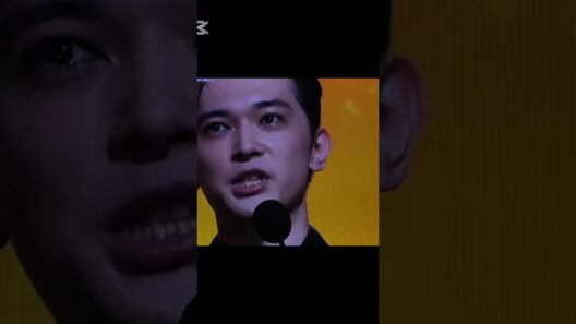 国宝 吉沢亮が横浜流星からトロフィーを受け取るのが感動🥹日本アカデミー賞主演男優賞おめでとう🎊