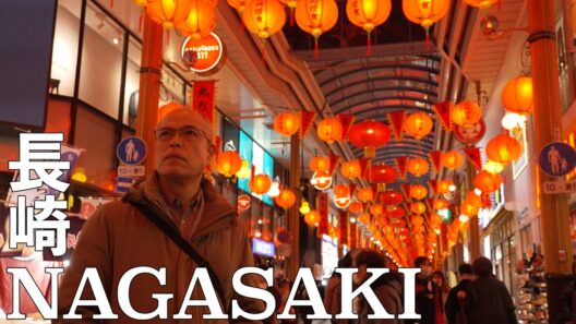 【55周年記念】長崎で1.5万個のランタンが灯る幻想夜!!美食と絶景を巡る旅〈旅人・田中要次〉