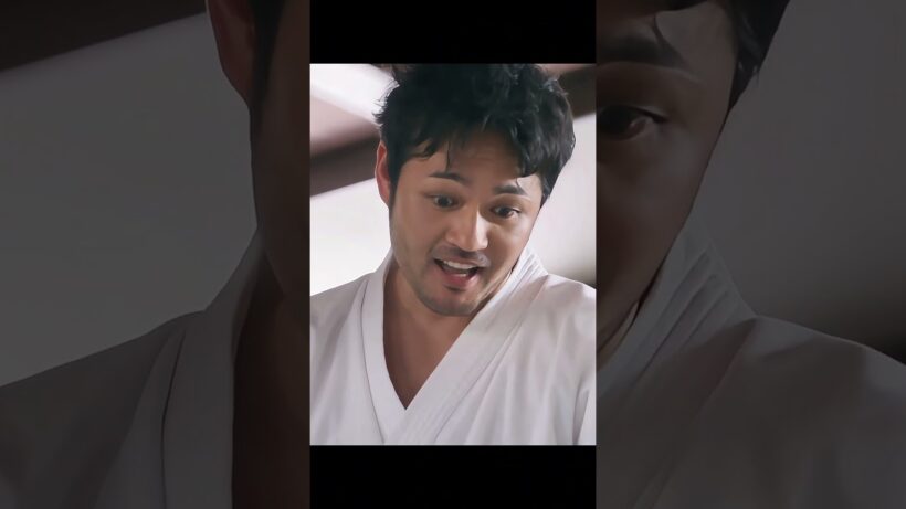 相手に手にツバを吐かれた伊藤。三橋はトイレブラシで伊藤の手を拭いてやった。#映画 #shorts #今日から俺は #伊藤健太郎 #賀来賢人