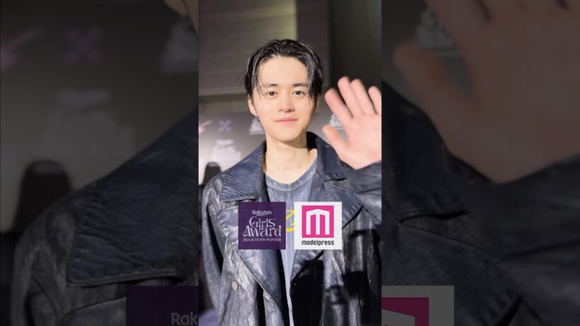 【#ガルアワ2024AW 】鈴鹿央士さんのオフショットを公開🎙️💫
