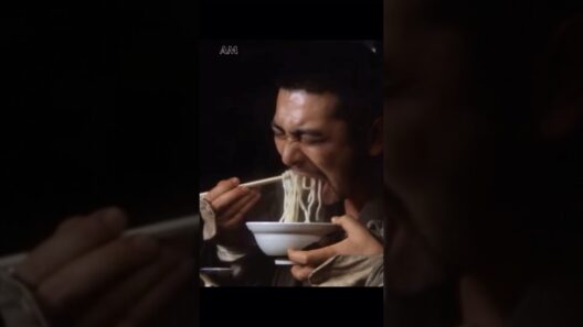 【映画飯】 うどんを美味しそうにすするシーン #shorts