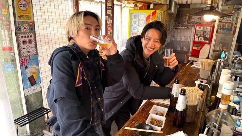 西成の立ち飲み屋に突然、元KAT-TUN田口さんが来て西成ホルモンを食べてもらった結果…