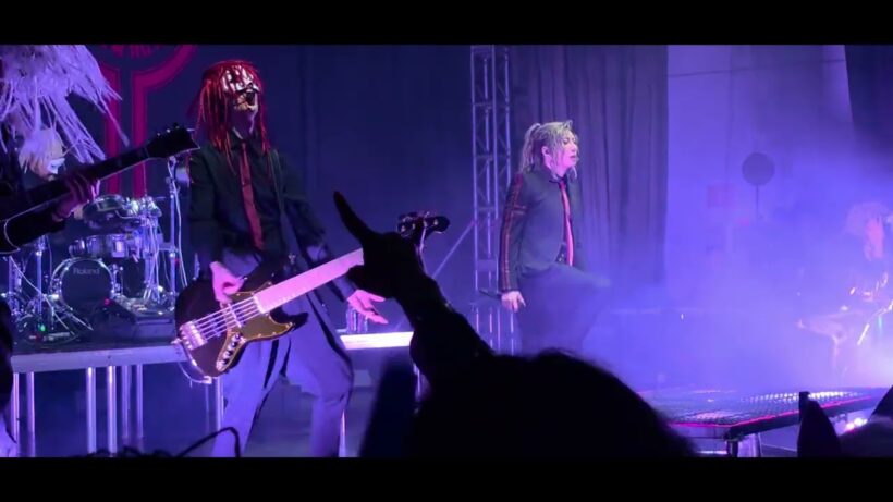 Concierto de GACKT,  yellow fried chickenz ciudad de mexico
