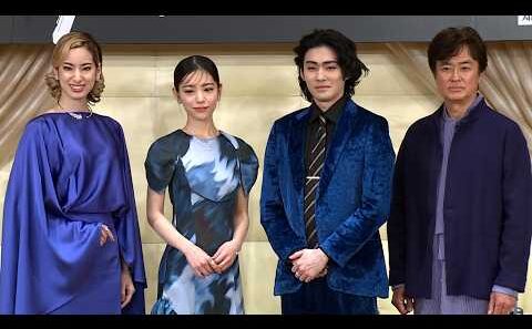 市川染五郎、當真あみの透明感を絶賛「後ろが見えるくらい」（舞台「ハムレット」製作発表記者会見／市川染五郎 當真あみ 石黒賢 柚香光）
