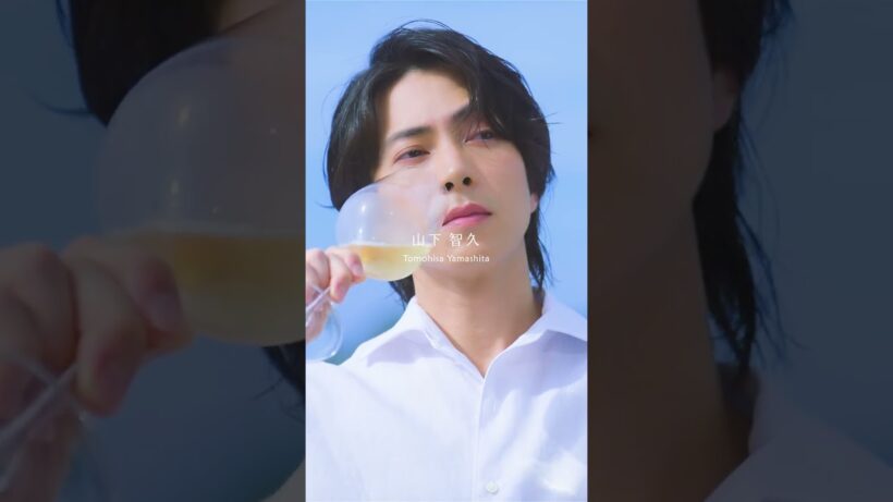 【#山下智久 さん、夏号登場は今年で３回目！✨ ˎˊ˗】山下智久さんの夏号登場は今年で３回目！👏保存していつでも見返してね💎✨📚…°˖✧