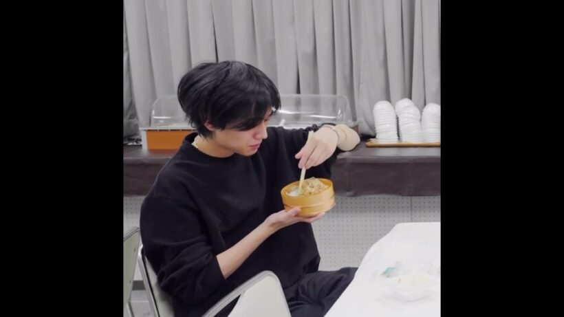 納豆頬張るれんれん #永瀬廉 #キンプリ