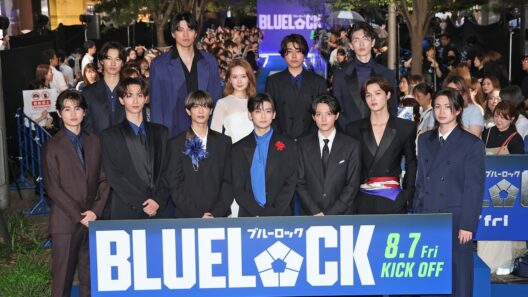 映画「ブルーロック」ワールドプレミア　高橋文哉、高橋恭平らがブルーカーペットに登場