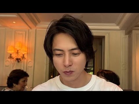 山下智久、パリで魅せた爽やか神ビジュ✨🇫🇷「学生役いける！」とファン大絶賛