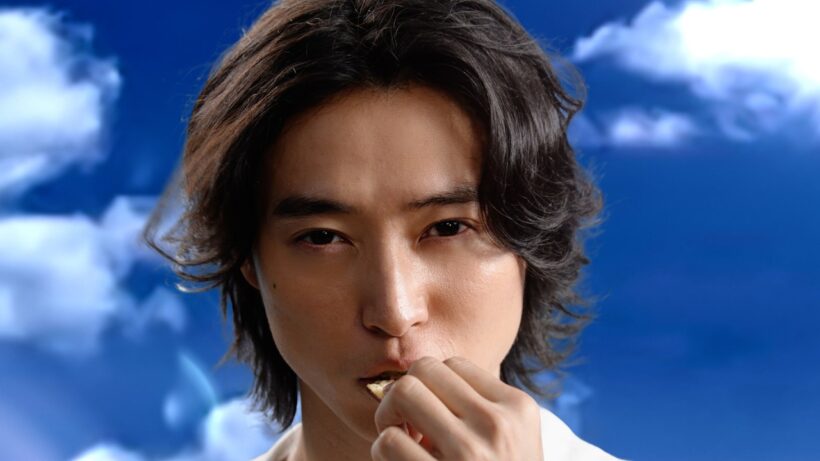 山﨑賢人＆新木優子が見せるカッコよく・美しくおいしそうに食べる表情！湖池屋プライドポテト新 TVCM「日本にはプライドがある」篇、「噛みしめる 山﨑さん」篇、「高揚感 新木さん」篇