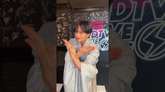 本日リリース！ ＃中島健人 3rdシングル「鬼事/Fiction Love] ぜひ手に取ってみてください。💿 #鬼事