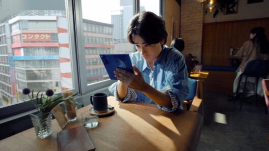 SAMSUNG Galaxy Z Fold7 CM 「成田凌 x ひらこう、自分の世界」篇 30秒