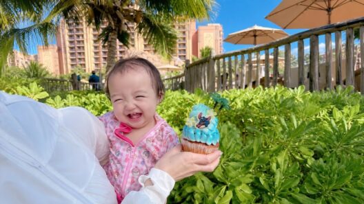 辻希美さん・杉浦太陽さん家族7人で8年ぶりハワイへ！ 1歳次女の初海外に「マジで怖い」と本音も