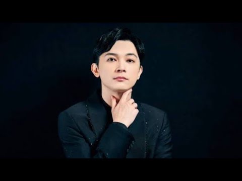吉沢亮×新納慎也、笑顔と舞台が紡いだ心に残る絆――感動のステージ、その軌跡🎭✨💙