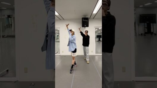 【#高橋恭平 & #藤原丈一郎 】🖤BLACK OUT MISSION🔫 サブスク＆ダウンロード配信中🎧  #なにわ男子 #BLACKOUTMISSION #ブラミ