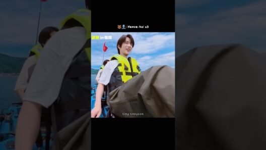 Why is Beomgyu on a quest to become friends with Japanese celebs 😭 #beomgyu #txt #ボムギュ #北村匠海 #kpop