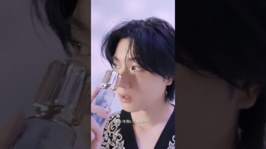 【Beauty Moment】桜田通さんがクレ・ド・ポー ボーテの2026ホリデーコレクションの煌めきに満ちた世界観を堪能！#クレドポーボーテ #桜田通 #メイクアップ #ファッション通信