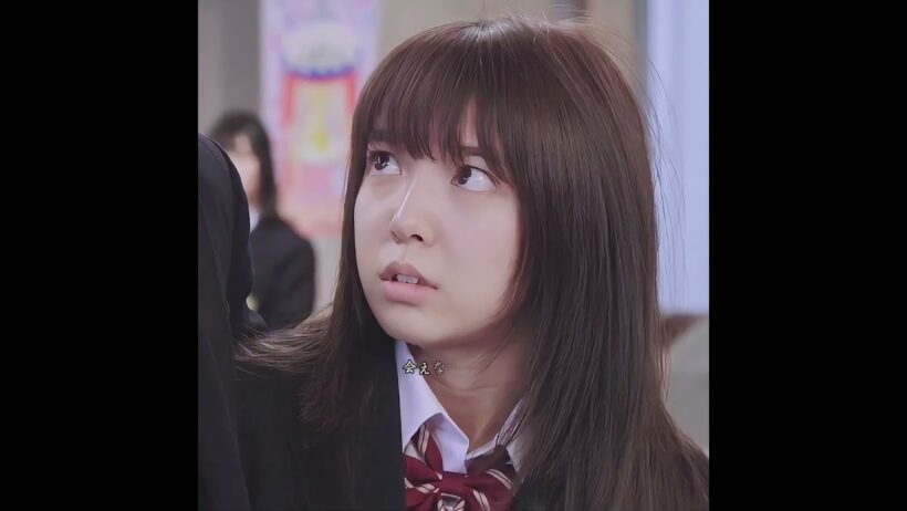 学園の人気男子二人に取り合われる少女。#映画 #shorts #fyp