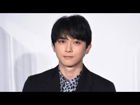 吉沢亮×新納慎也、笑顔に宿る絆――心を震わせた舞台の軌跡と感動✨🎭💙