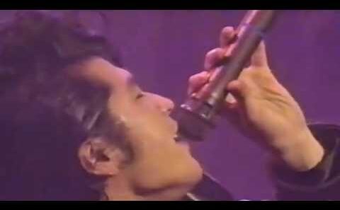 吉川晃司／KISSに撃たれて眠りたい