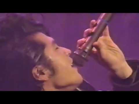 吉川晃司／KISSに撃たれて眠りたい