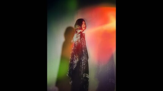 Kenshi Yonezu「春が灯り」Haru ga tomori (Off Noise, 63s)