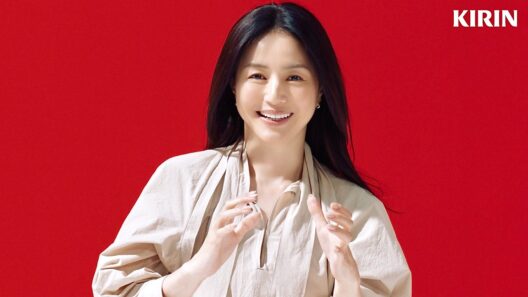 【井川遥、ビール愛が止まらない！】山﨑賢人＆江口洋介と本麒麟の新CMに登場／本麒麟 CM
