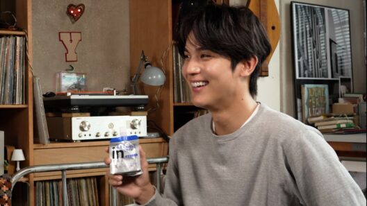 中川大志、竹内涼真からの「好きな“おうち時間”は？」の質問に大はしゃぎ！　『森永ｉｎゼリーエネルギー』新TVCM「食べる気分にならないときに篇」「食べる気分にならないときに レモン篇」